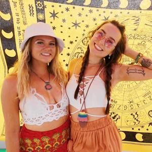 Meet your Posher, Victoria